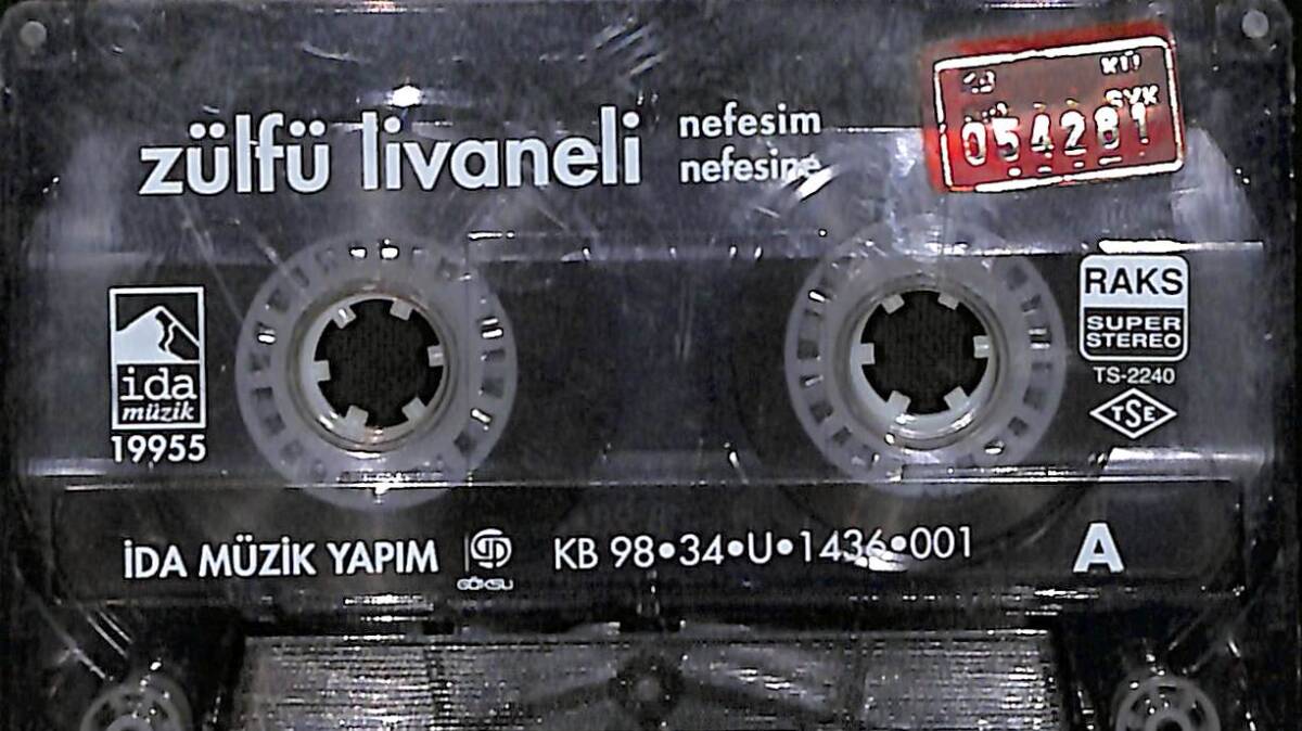 Zülfü Livaneli - Nefesim Nefesine Kaset (Kırmızı Bandrol - İkinci El) KST27720 - 2